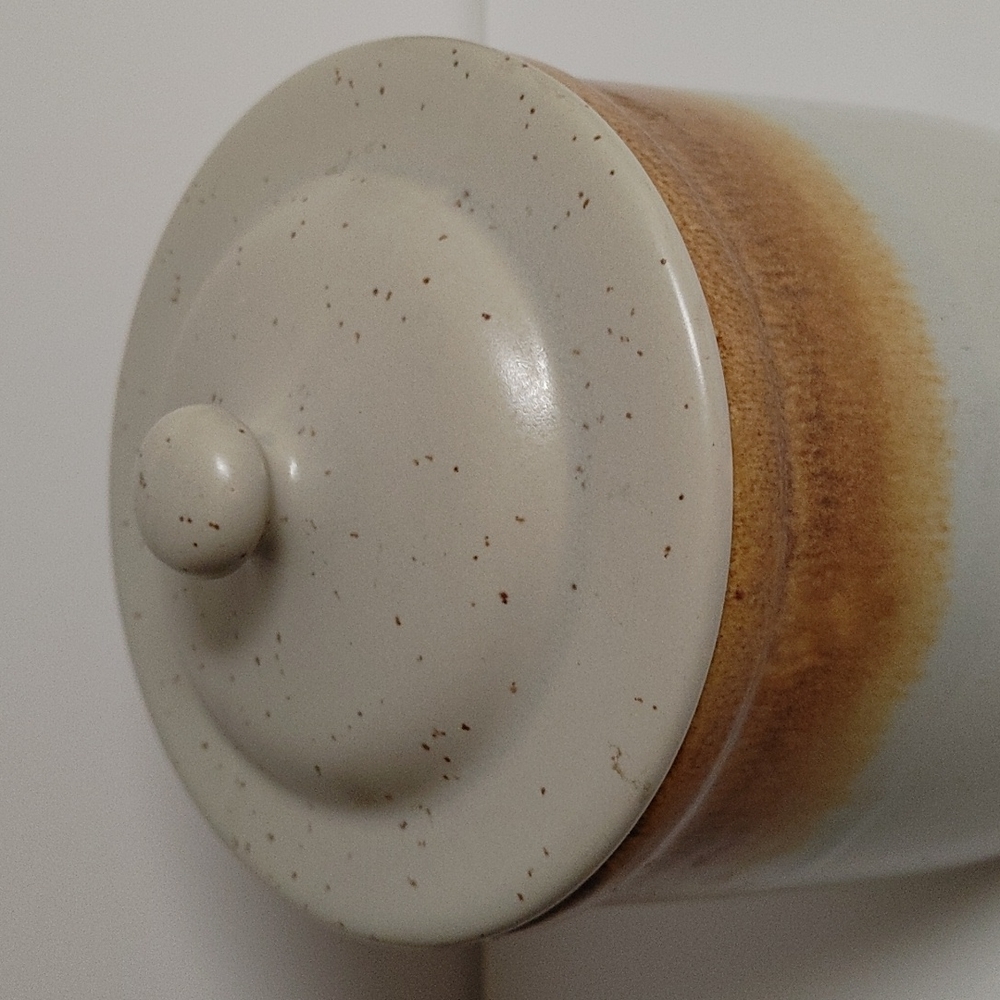 Large McCoy Lidded Ceramic Canister - Picture 4 of 15